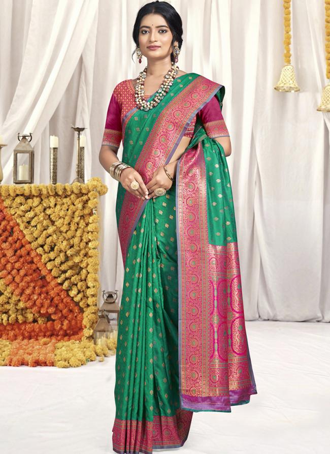 Silk Green Traditional Wear Weaving Saree